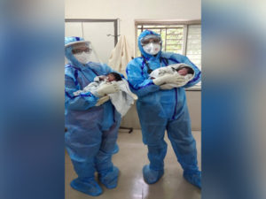 Covid Twins-Pune_Doctor_Julty31.2_4kwP5fR