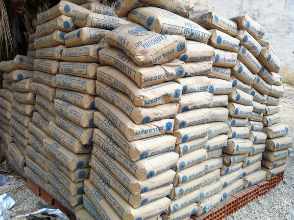 Cement_bags_2_iOKnNQc