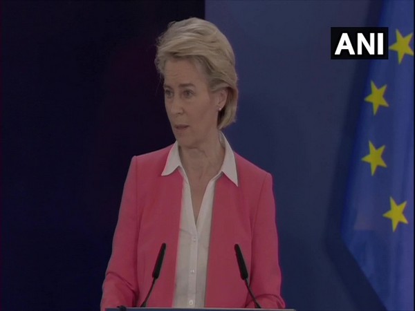 Ursula_von_der_Leyen_may8