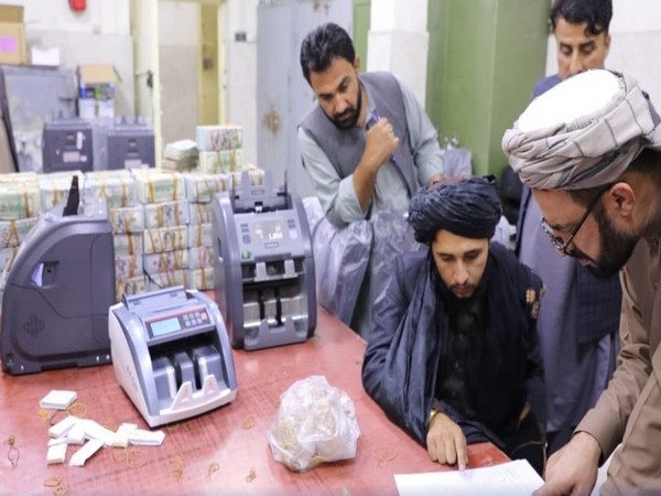 Afghanistan's Taliban-controlled central bank seizes a large amount of money from former top government officials