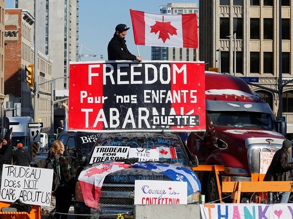 Truckers and their supporters continue to protest COVID-19 vaccine mandates in Ottawa