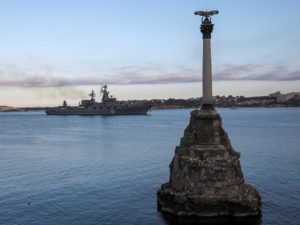 Moskva cruiser sails into the harbour of Sevastopol