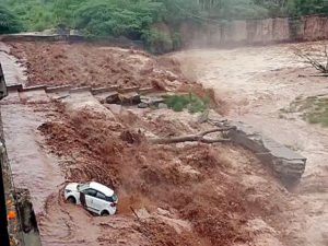 Haryana: Car swept away in Kharak Mangoli, Panchkula amid heavy rainfall