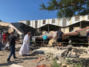 Church roof collapses in Ciudad Madero